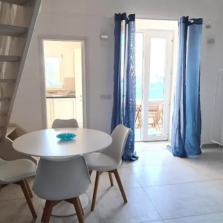 Apartment Immobiliare Turistcasa - Corso Umberto 111 Ponza