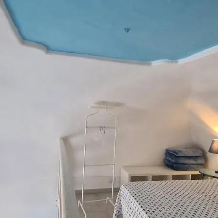 Immobiliare Turistcasa - Corso Umberto 111 Apartment Ponza