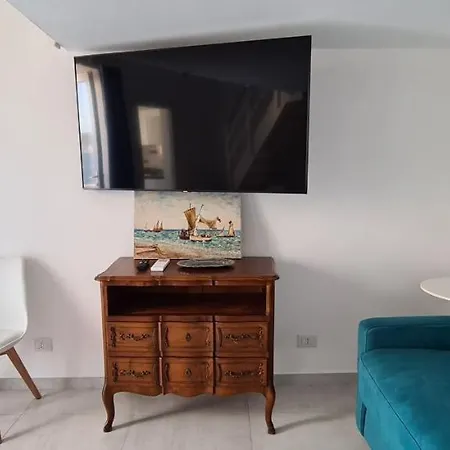 Immobiliare Turistcasa - Corso Umberto 111 Apartment Ponza